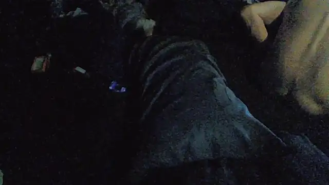 ThatPlatinumD's Live XXX Chat