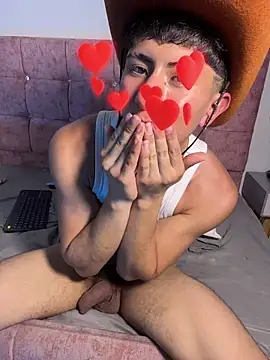 Andy_Justgame's Live XXX Chat