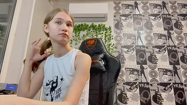 helgicuteness' Live XXX Chat