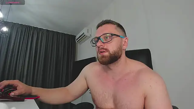 Živý XXX chat Findom_guy