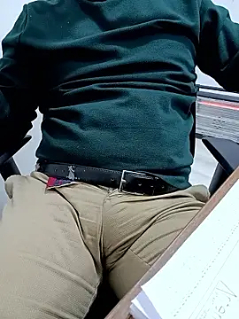 Yaman_33 即時 XXX 聊天