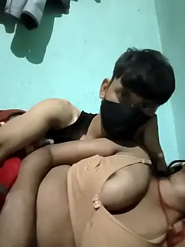 couplegk71's Webcam Show
