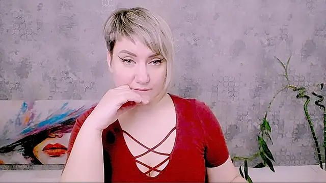 Djullia's Live XXX Chat