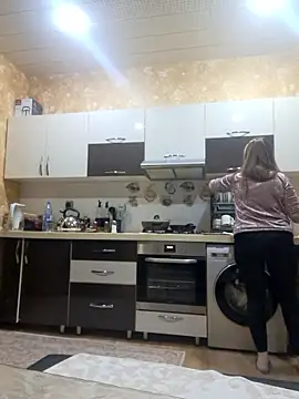 suzanara's Live XXX Chat