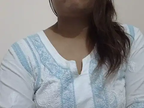 shekira99's Live XXX Chat