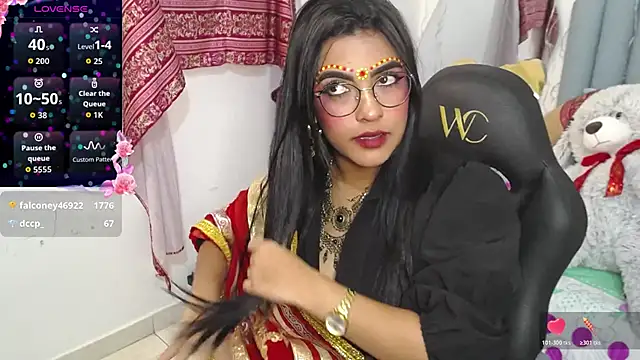 lakshmiraniii's Live XXX Chat