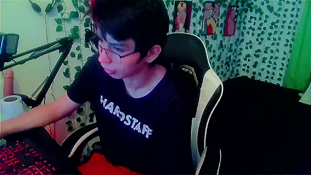 Andy_gray's Live XXX Chat