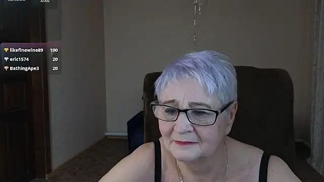 Sandra_Snowflake's Live XXX Chat