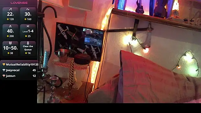 Pussyeat2please 网络视讯表演