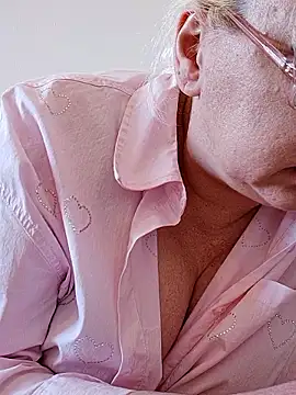 VikaKing's Live XXX Chat