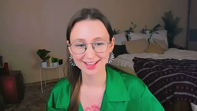 Chatroom XXX en direct de YourLovellyStory