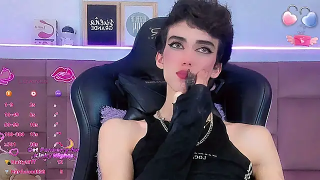 Baby_FenixTS' Live XXX Chat