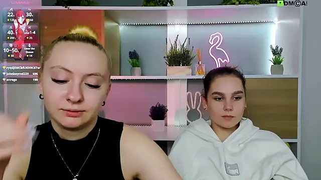 mila_glow1 Pertunjukan Webcam