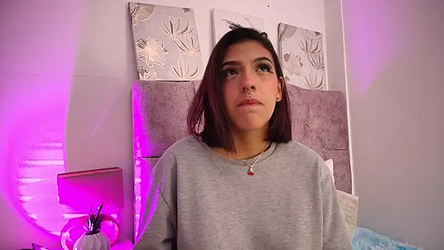 Dulce_Bella_'s Live XXX Chat