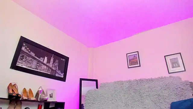 BellaFlaming Chat XXX live