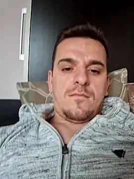 Huge_cock22cm's Live XXX Chat