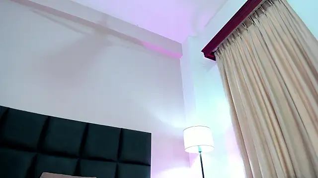 SeleneLujan Chat XXX live