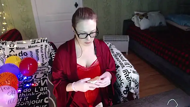 MarleneDietrich's Live XXX Chat