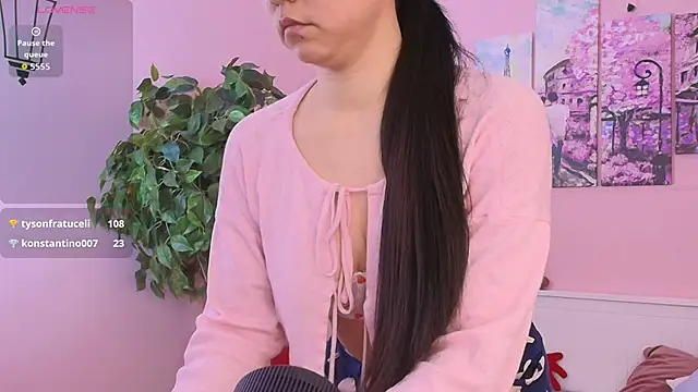 Inari_Okami_ élő XXX-chatje