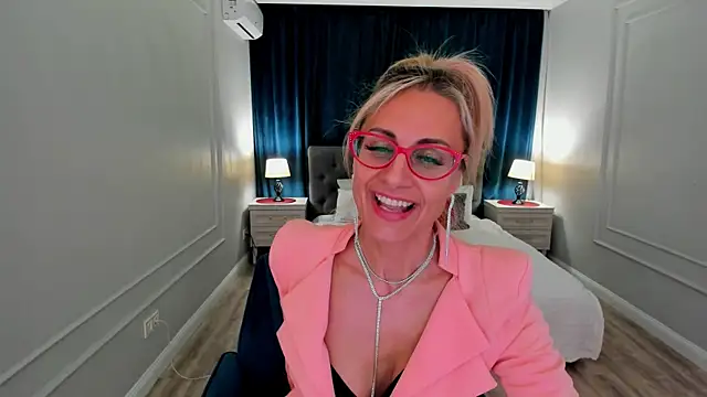 MuseOfStage's Live XXX Chat