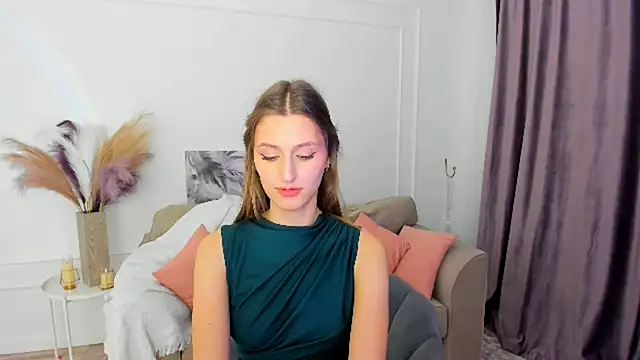 NaturalBeaty 即時 XXX 聊天