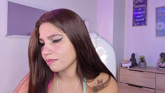 bluee_hazell's Live XXX Chat