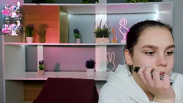 mila_glow1 élő XXX-chatje