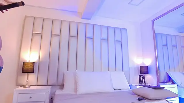 aandreaperez: онлайн-секс-чат