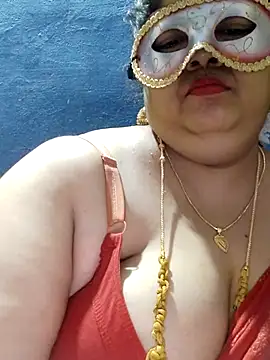 tamilthanushri élő XXX-chatje