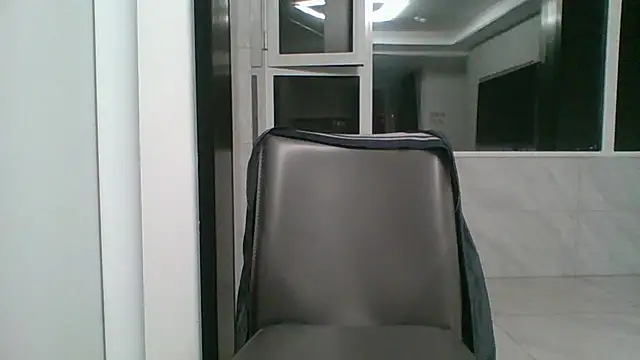 nole_china7 Live XXX Chat