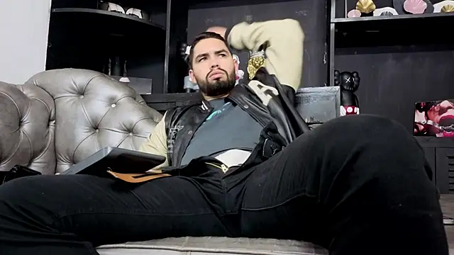 matteosantos 网络视讯表演