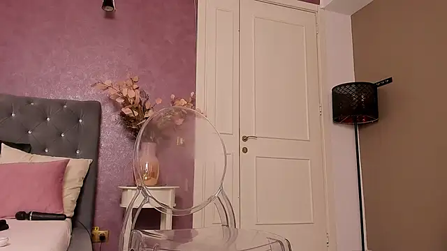 CarlaReysX's Live XXX Chat