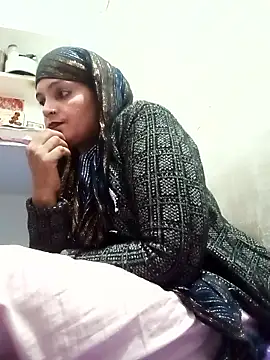 Mohni_love's Webcam Show