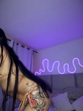 Abrill_2 élő XXX-chatje