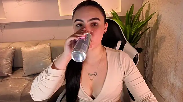 scarlett_smith_tp's Webcam Show