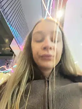 Pertunjukan Kamera Web SashaCatt