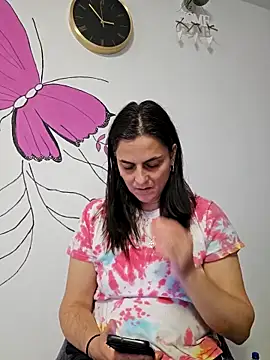 IsabelleCraft's Live XXX Chat