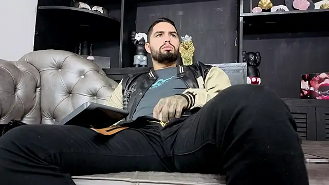 matteosantos élő XXX-chatje