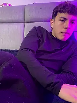 NaytonFreeman élő XXX-chatje