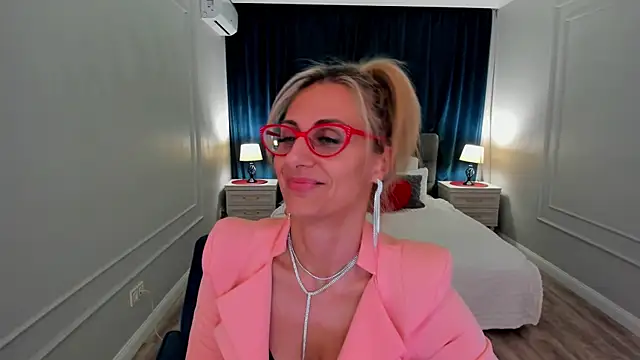 MuseOfStage Live XXX Chat