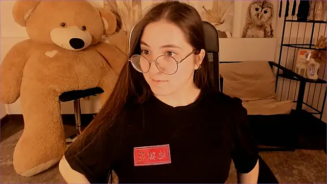 VirtuallVoyant's Live XXX Chat