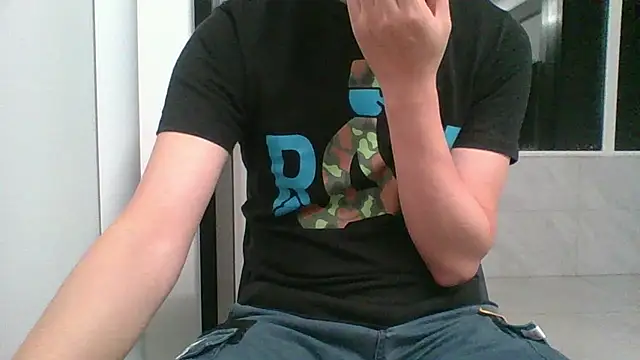 nole_china7's Live XXX Chat