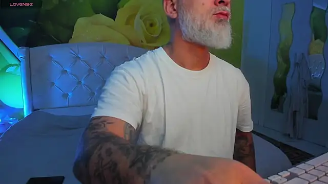 BlowMyXXL Pertunjukan Webcam