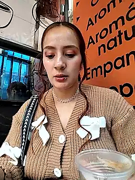 Chat XXX en directo de SAMANTHA-16_