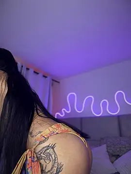 Abrill_2's Live XXX Chat