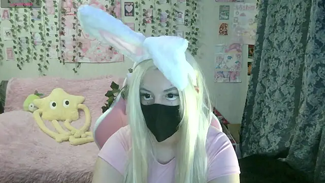 MysticYumiko's Webcam Show