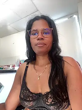 Yandris_1212 网络视讯表演