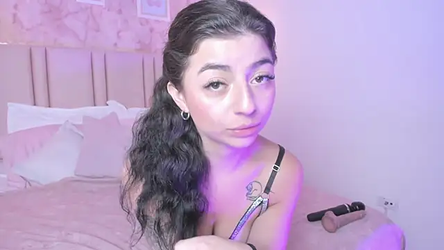 anntonella_watson's Live XXX Chat