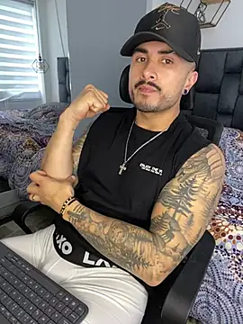 ALEXXX_KING élő XXX-chatje