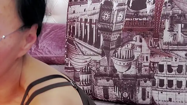 S_andra_'s Live XXX Chat